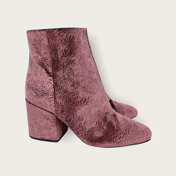 Sam Edelman Shoes - ⏱ FINAL PRICE!! NWOT Sam Edelman Taye Velvet Booties